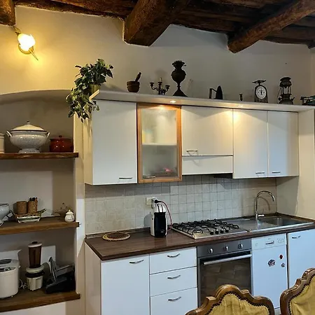 Levantotwo Bedrooms Flat With Terrace *