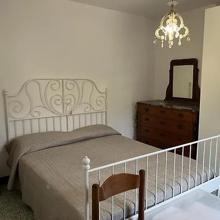 Levantotwo Bedrooms Flat With Terrace *