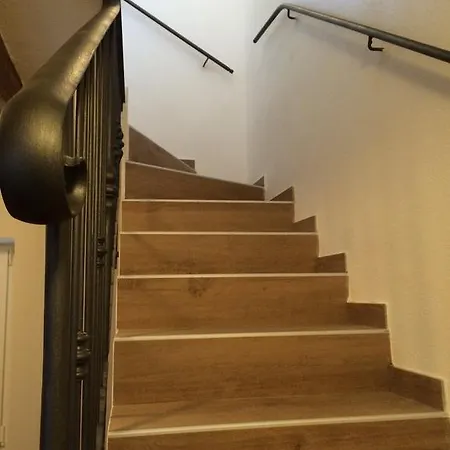 Levantotwo Bedrooms Flat With Terrace شقة