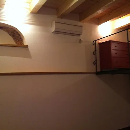 Levantotwo Bedrooms Flat With Terrace *