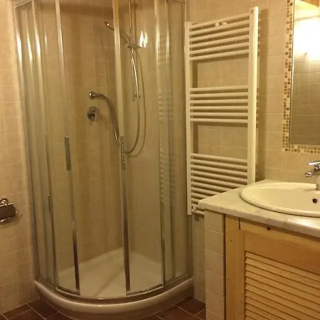 شقة Levantotwo Bedrooms Flat With Terrace ليفانتو