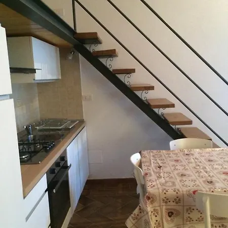 Levantotwo Bedrooms Flat With Terrace Appartement