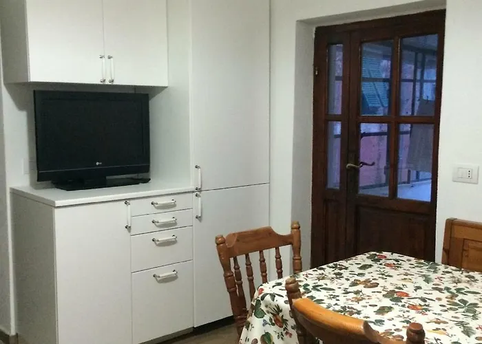 Levantotwo Bedrooms Flat With Terrace Διαμέρισμα *